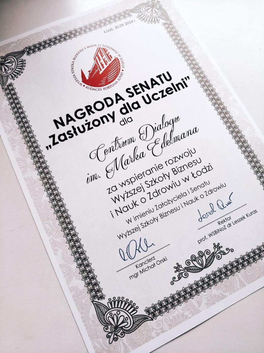 Dyplom dla Centrum Dialogu od WSBiNoZ